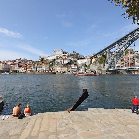 Flh Almada Cozy Apartment With View Porto Bagian luar foto