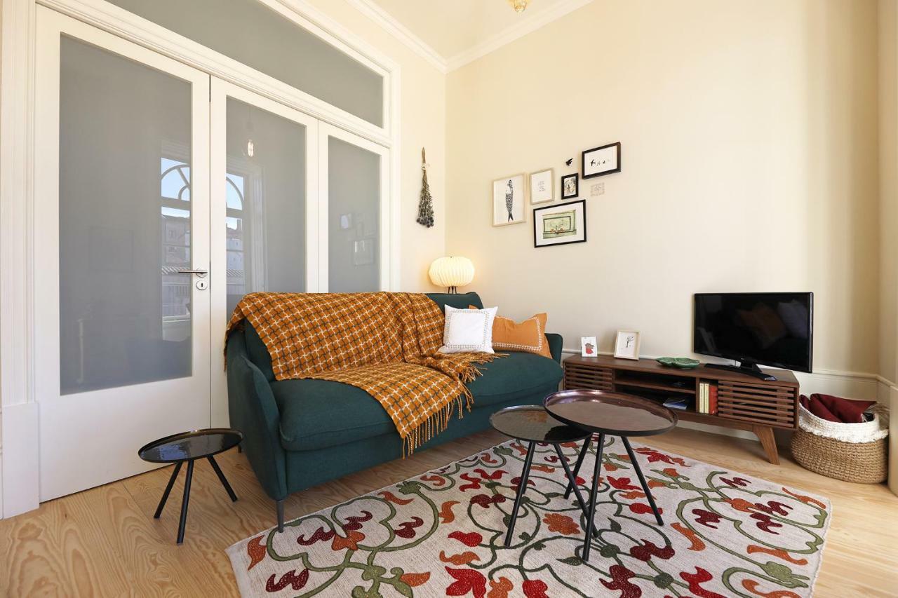 Flh Almada Cozy Apartment With View Porto Bagian luar foto