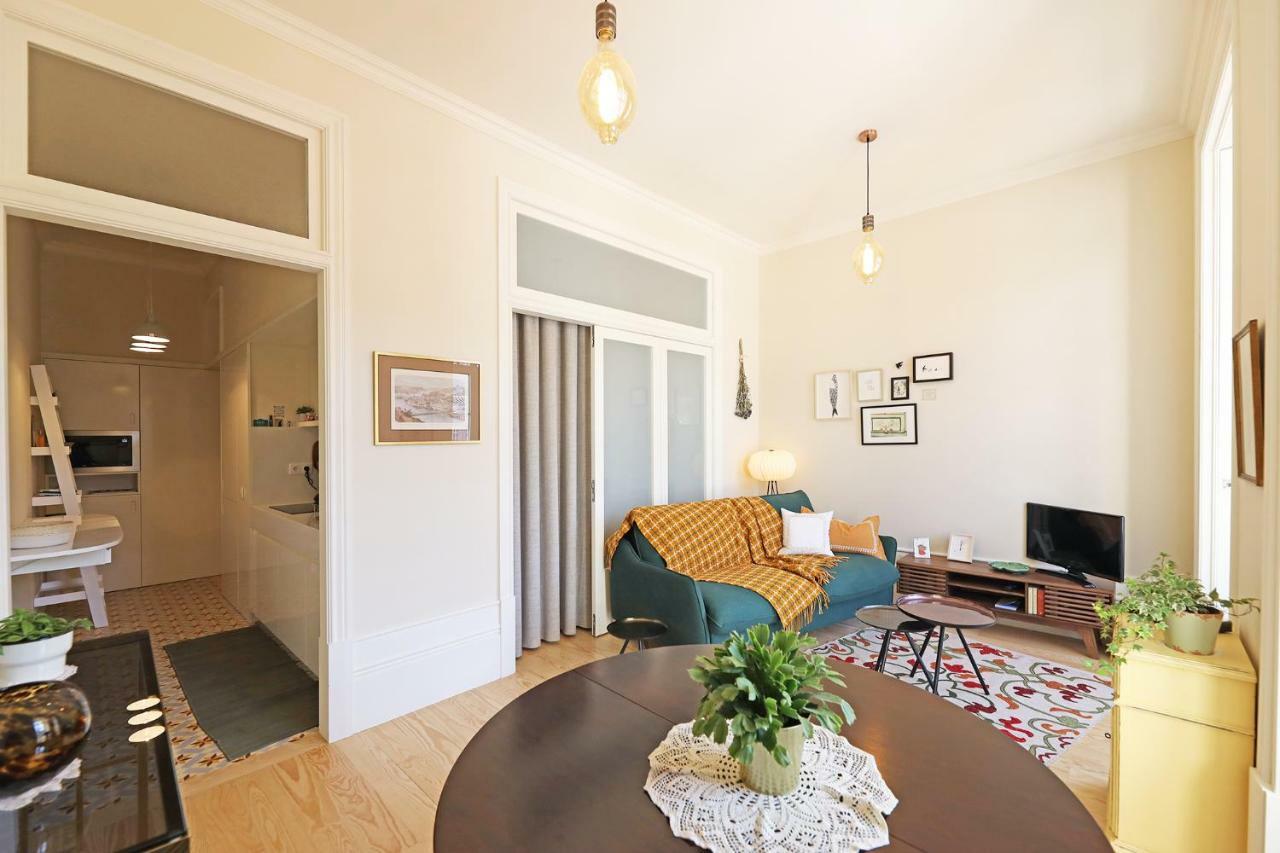 Flh Almada Cozy Apartment With View Porto Bagian luar foto